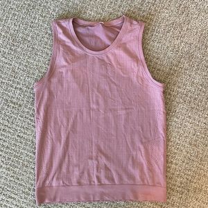 Athleta In Motion Tank SZ SMALL. Like new-only worn a few times